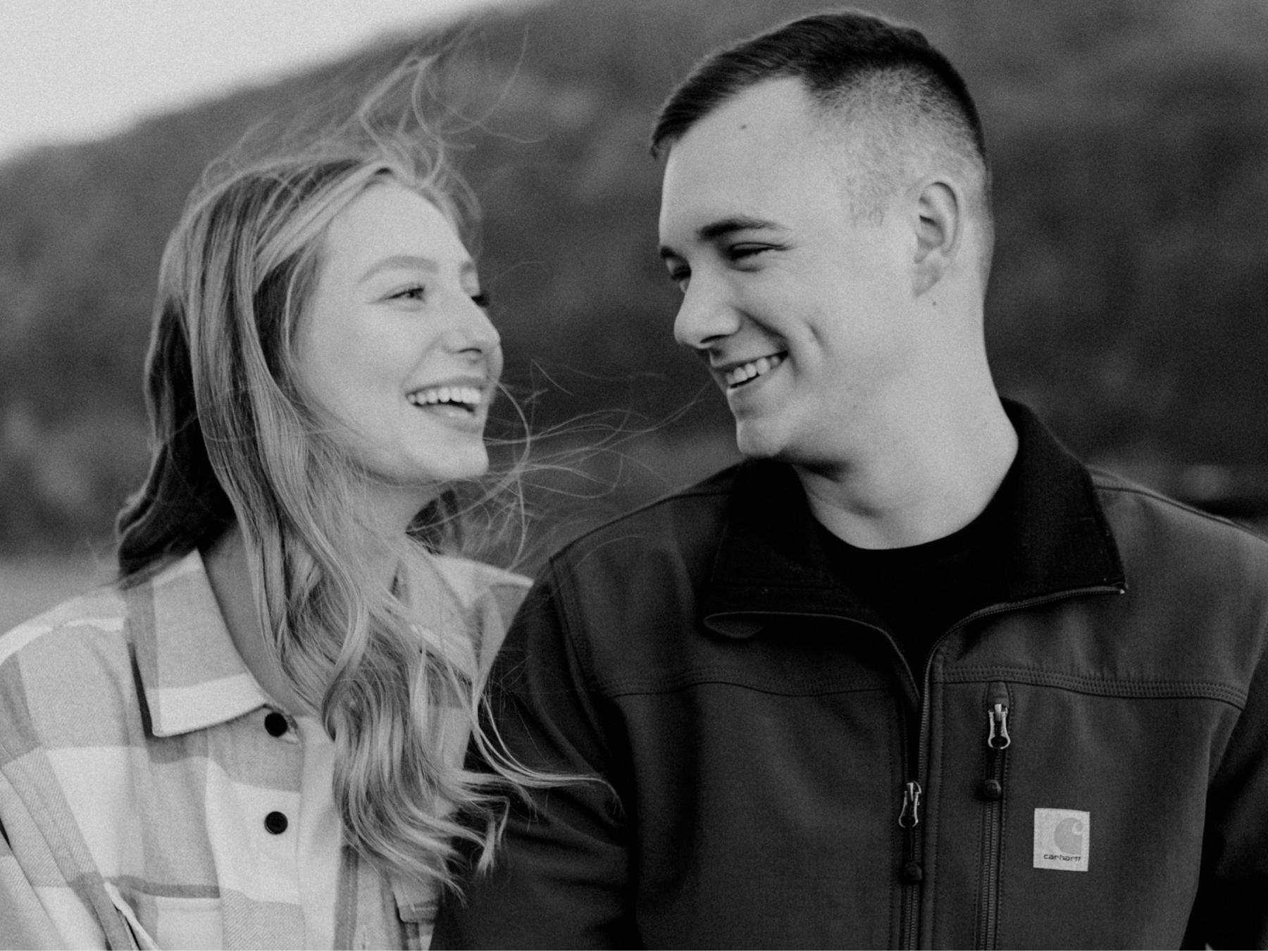 The Wedding Website of Sara Ward and Austin Greisz