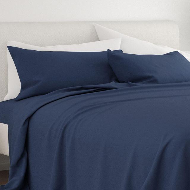 Home Collection Solid Twin Sheet Set in Navy