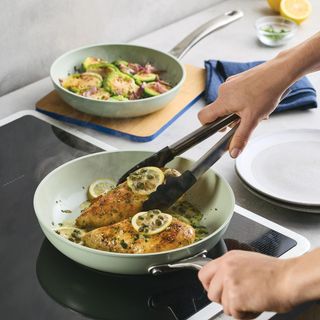 Halo Ceramic with LaserDefense Nonstick 2-Piece Skillet Set