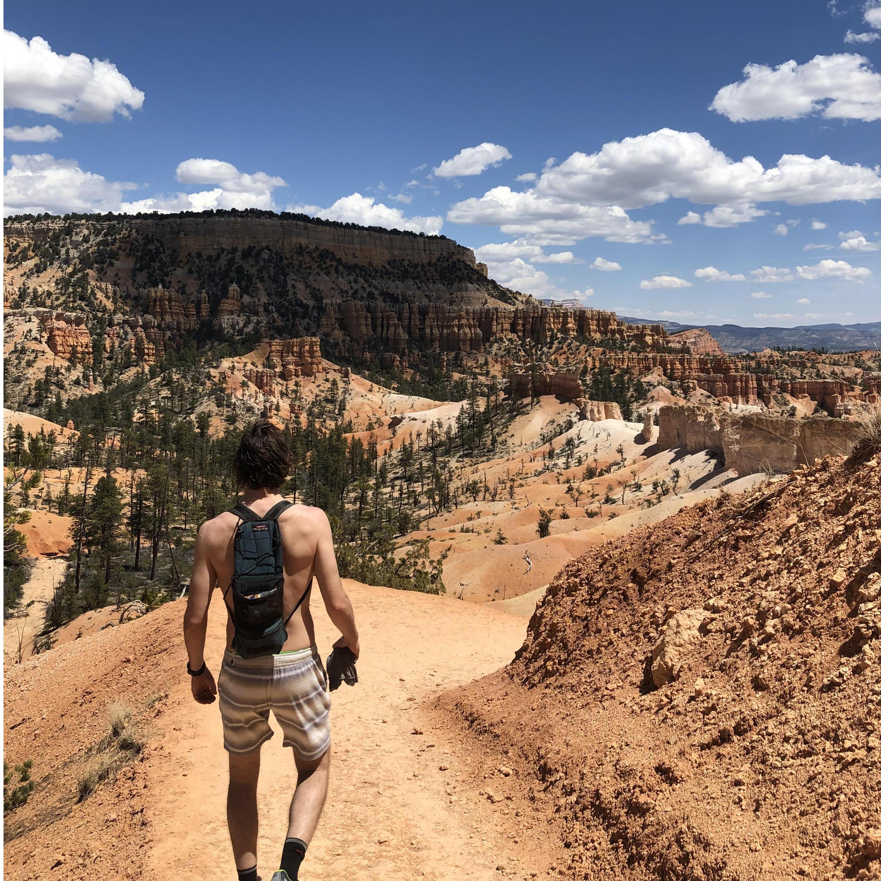 Col hiking in Bryce Canyon Nat'l Park