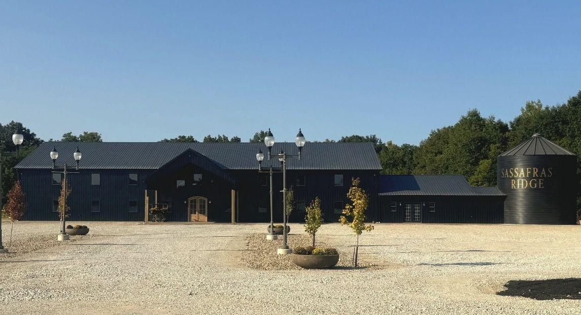 The Wedding Website of Taylor Brooks and Landon Logan