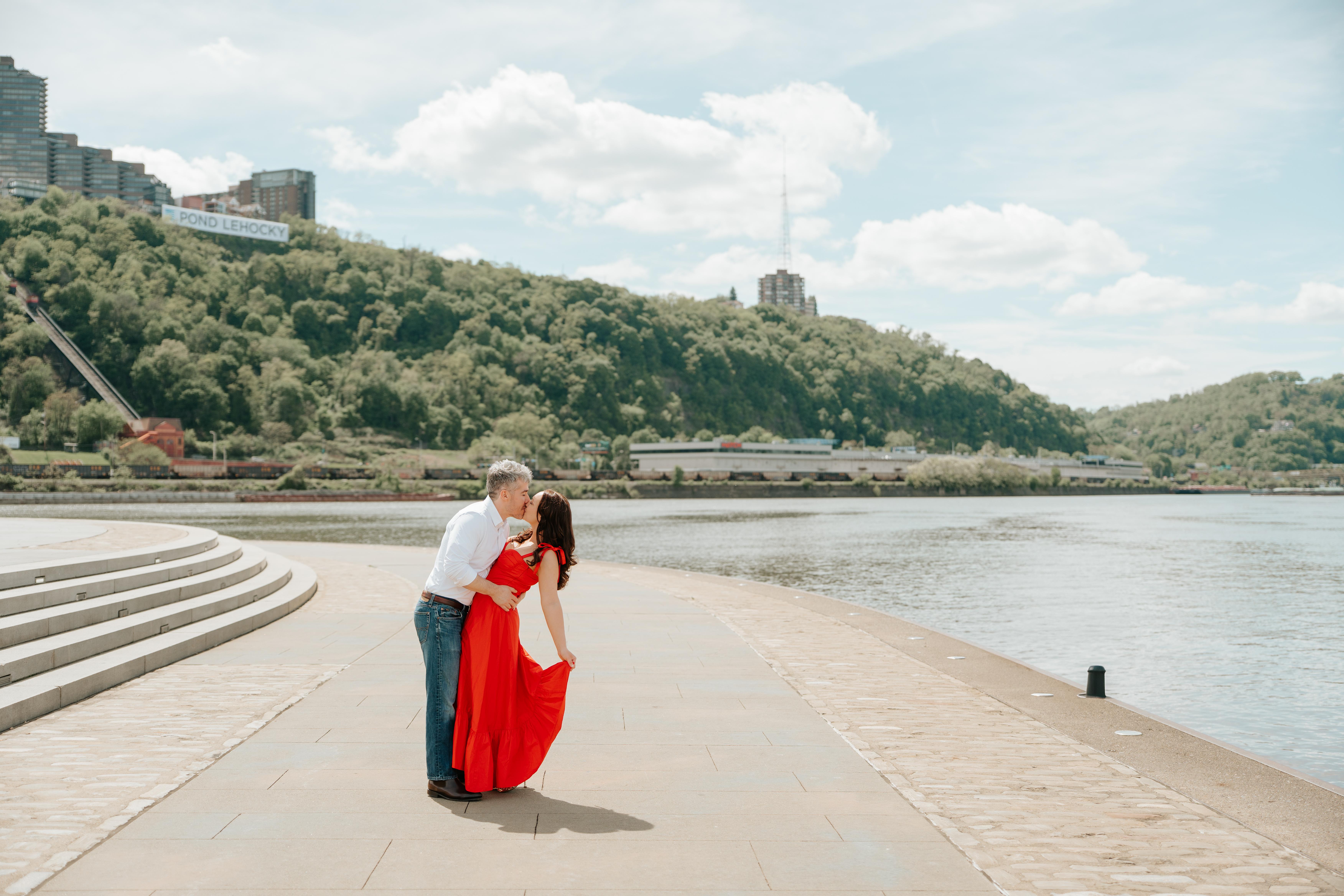 The Wedding Website of Mariah Doohan and Alexander Duke