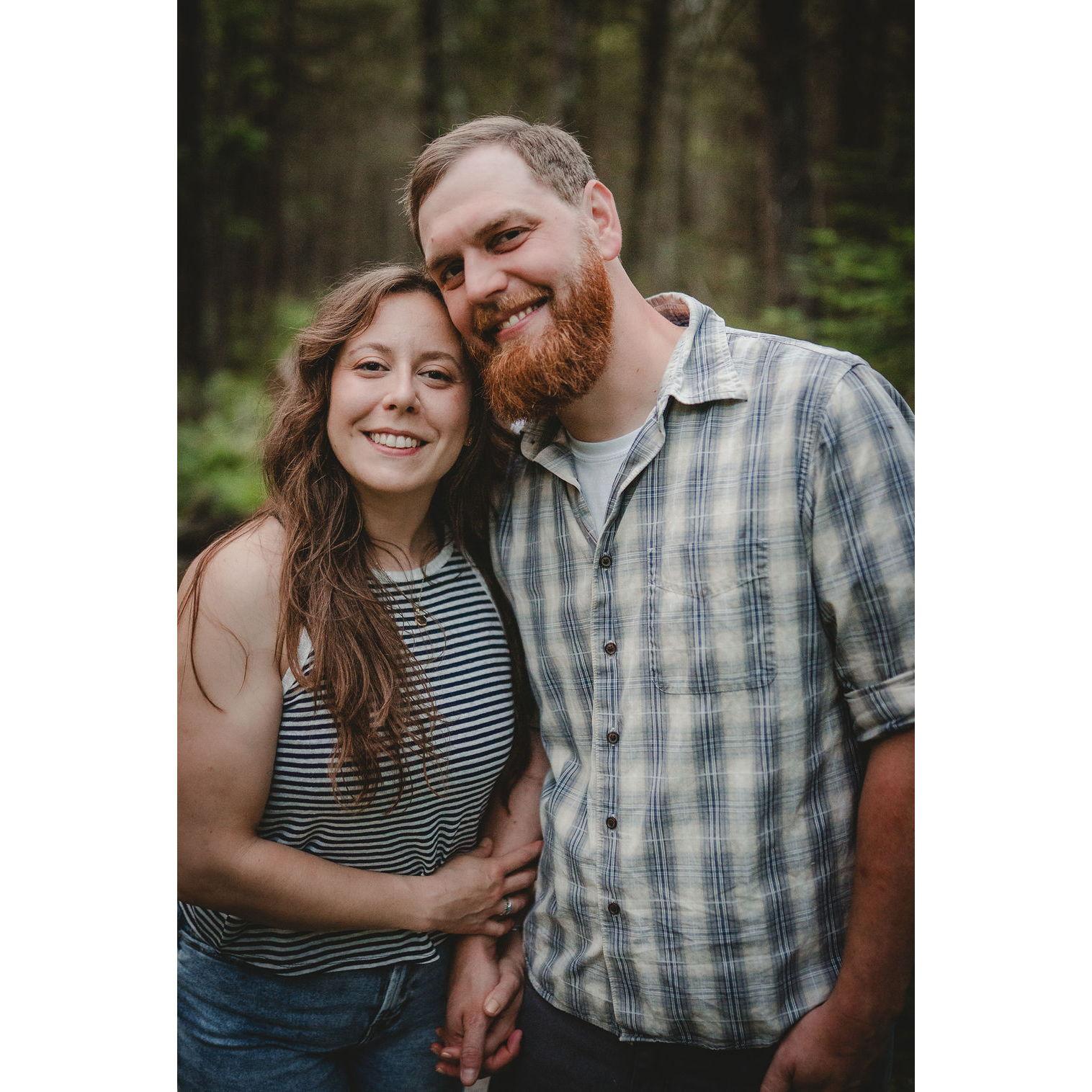 Engagement photos taken on the White Cedar Segment of the Ice Age Trail at the Rice Lake Preserve in June 2025 by the fabulous Sara Griena: AnaFinn Photography, www.anafinnphotography.com