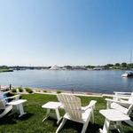 Hang by the harbor