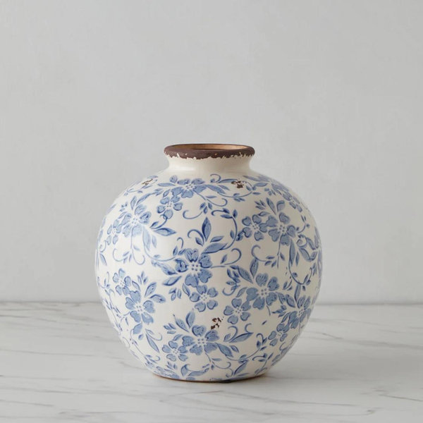 Cairns Vase