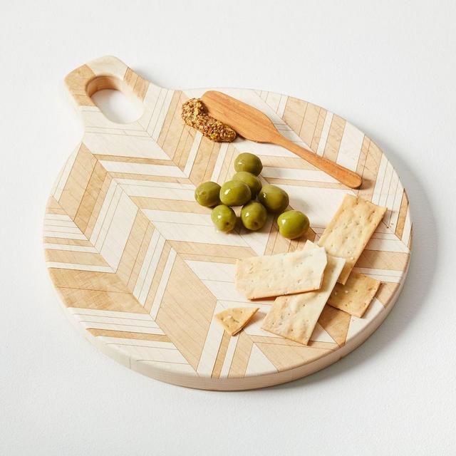 American Heirloom Handled Cutting Board, Herringbone