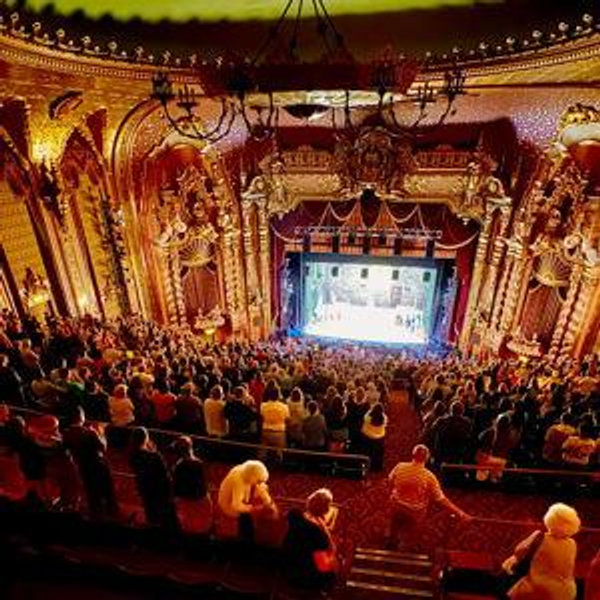 Honeymoon Live Theater Tickets