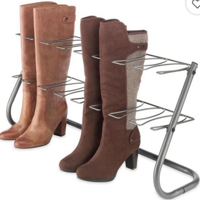 Steel boot stand