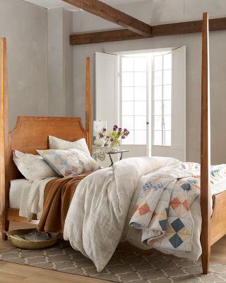 Homestead Quilt, Queen Size