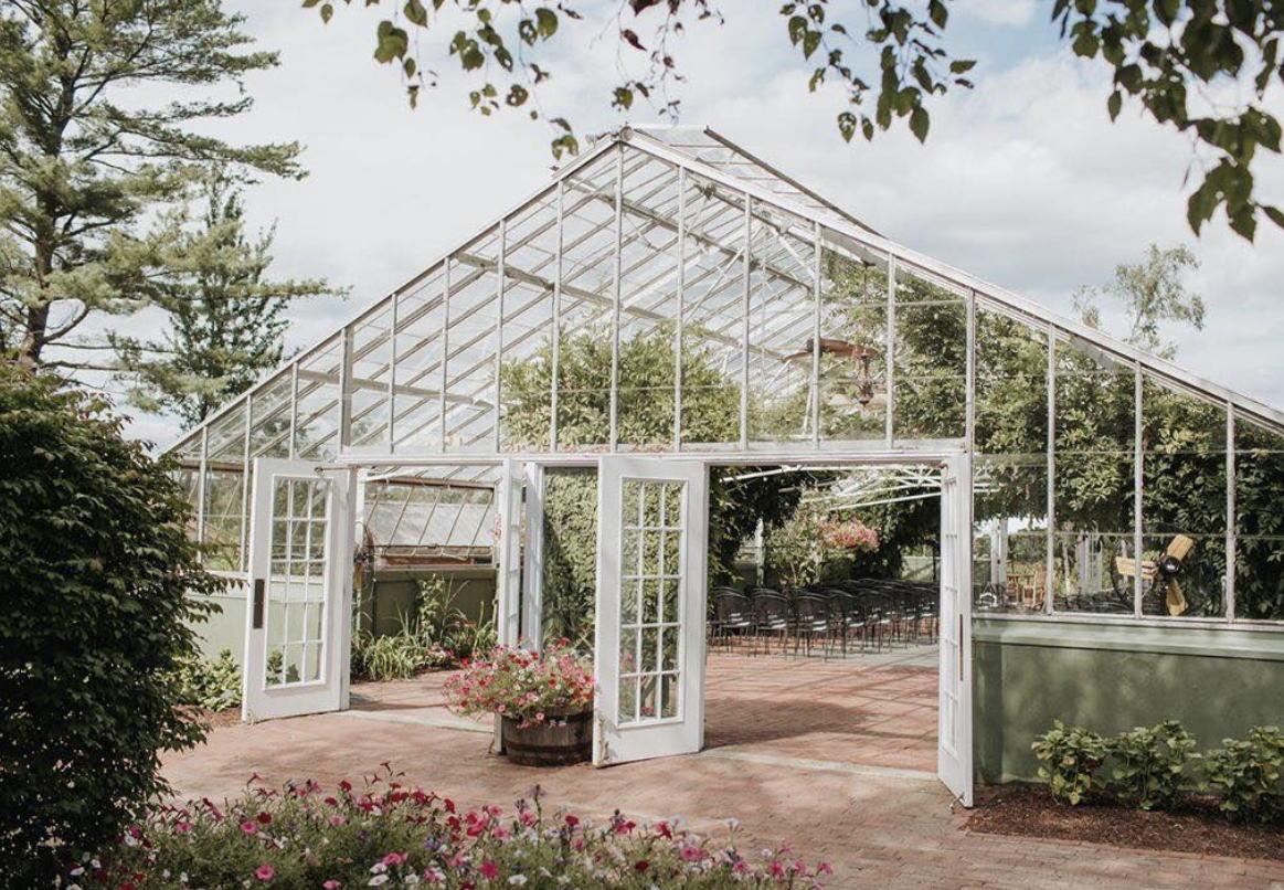 The Wedding Website of Jolyn Tinkham and Kyle MacPhee