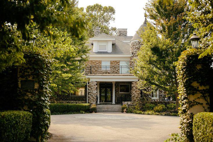 The Wedding Website of Allison Parker and Ryan Murphy