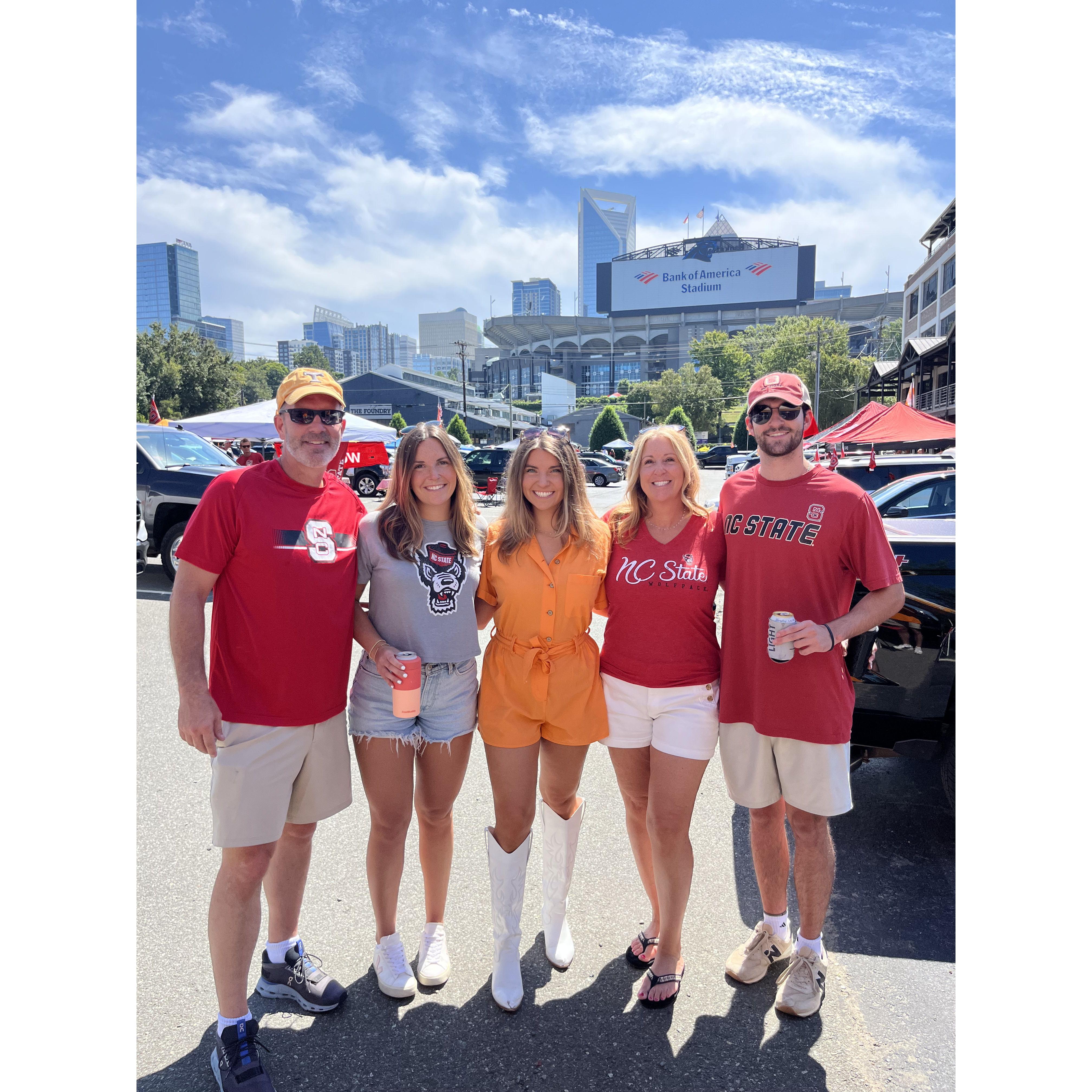 09.07.2024 - NC State vs. Tennessee football game. Family rival!