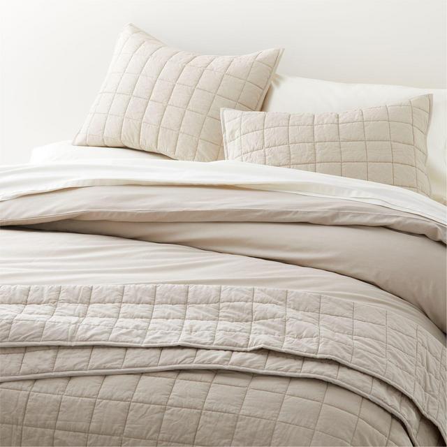 Mellow Beige Cotton King Quilt
