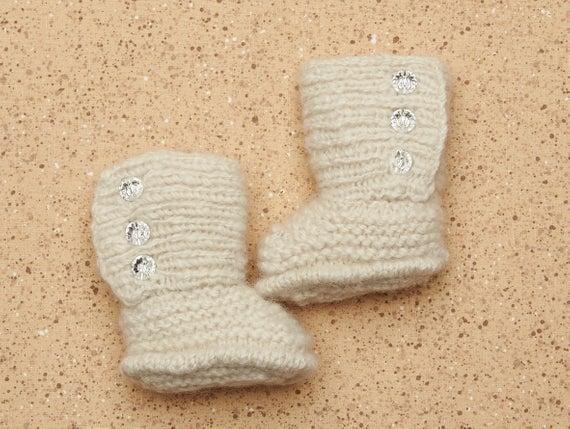 (Coming-home outfit) 0-3 months Cashmere Luxury Baby Booties Swarovski Chrystal Buttons Knitted by Hand