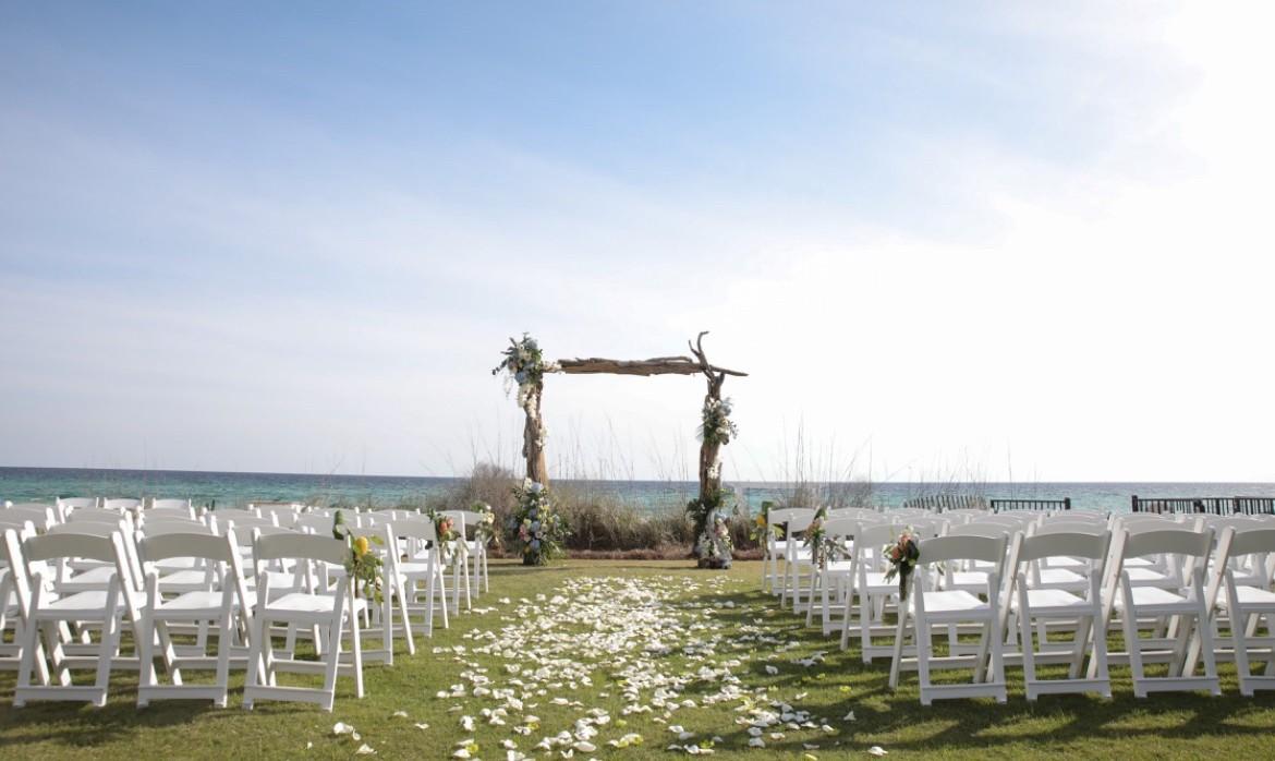 The Wedding Website of McKenzie Wallis and Andrew Bond
