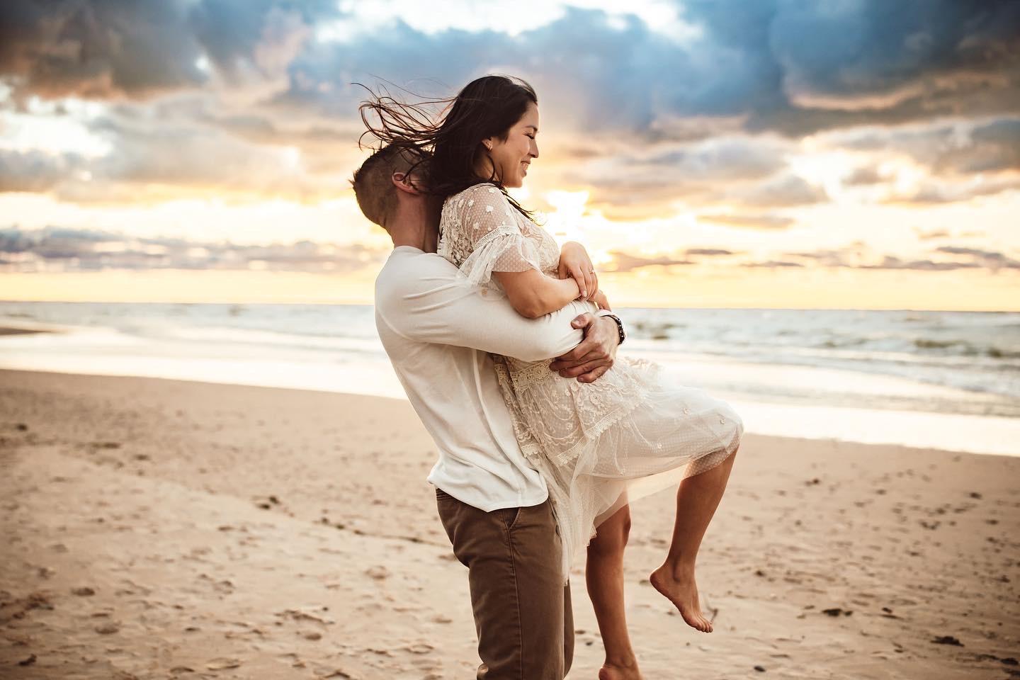 The Wedding Website of Ana Huaringa and Conor Ryan