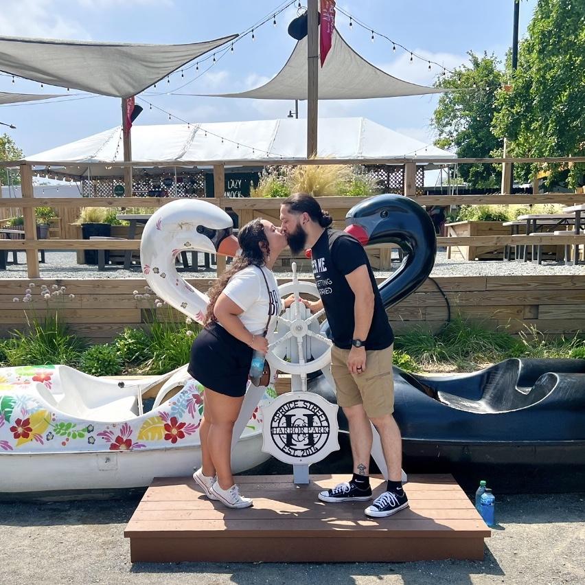 Shoutout to my friend for spotting this cute setup for a picture on our trip!