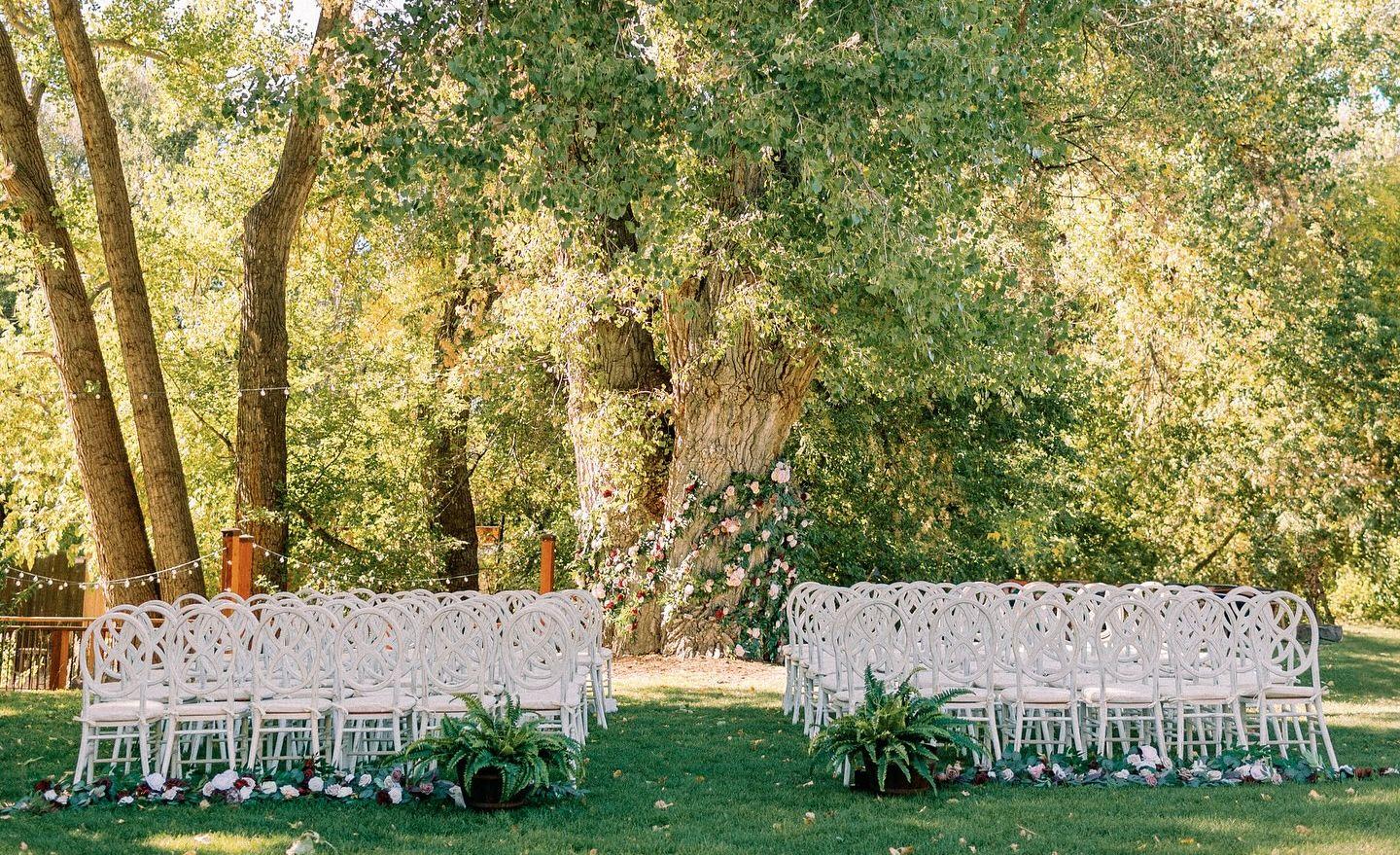 The Wedding Website of Makyna Schmollinger and Brett Parks