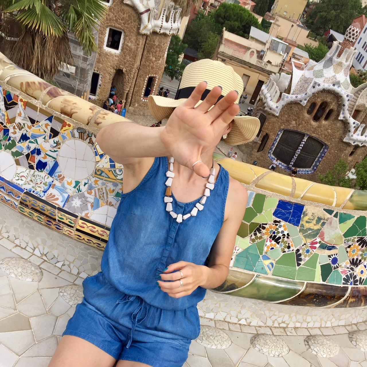 "Don't focus on me! Focus on the Barcelona view!"