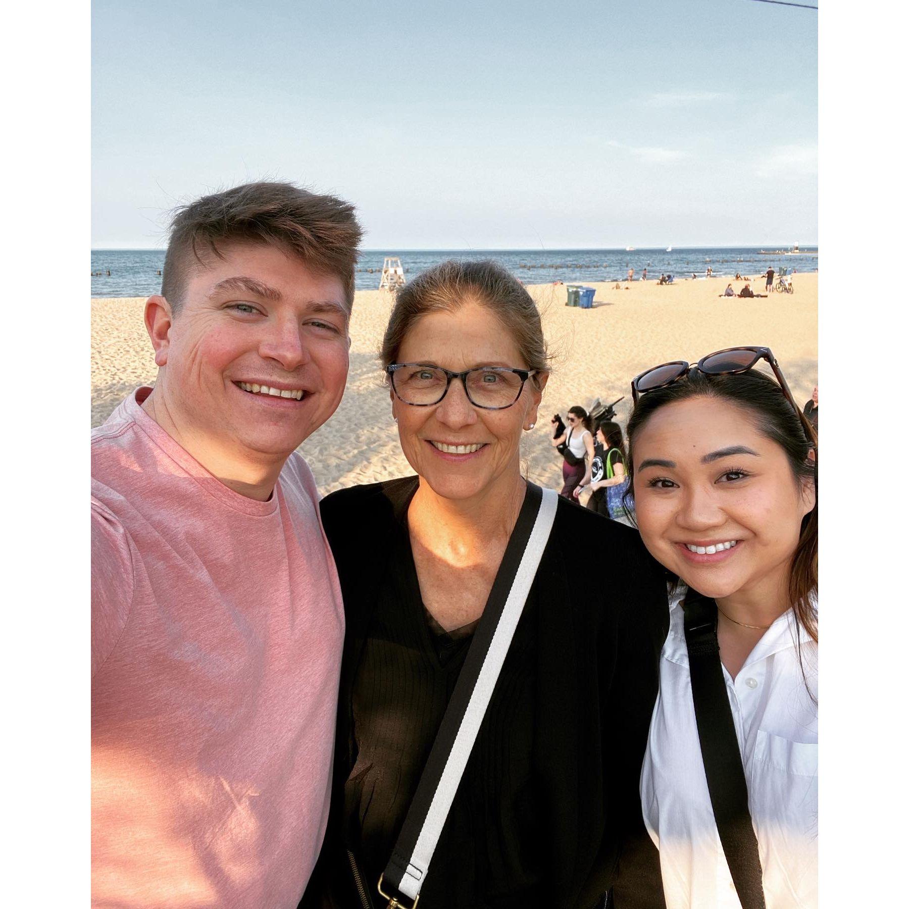 Debbie came to visit Jackson and Vivianne in Chicago