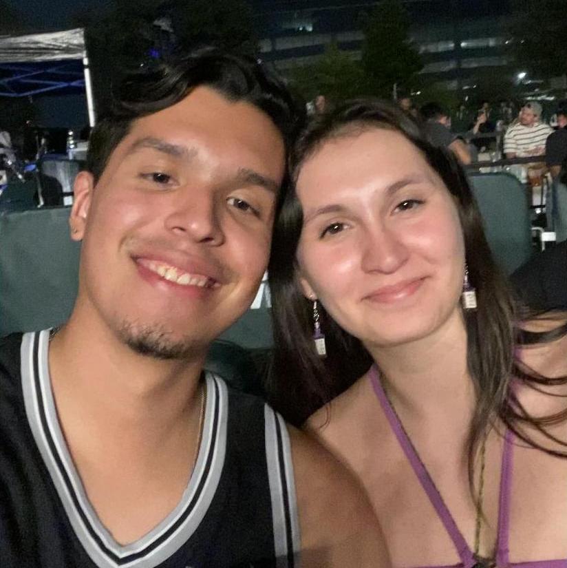 Our first Daniel Caesar concert! / ¡Nuestro primer concierto de Daniel Caesar!