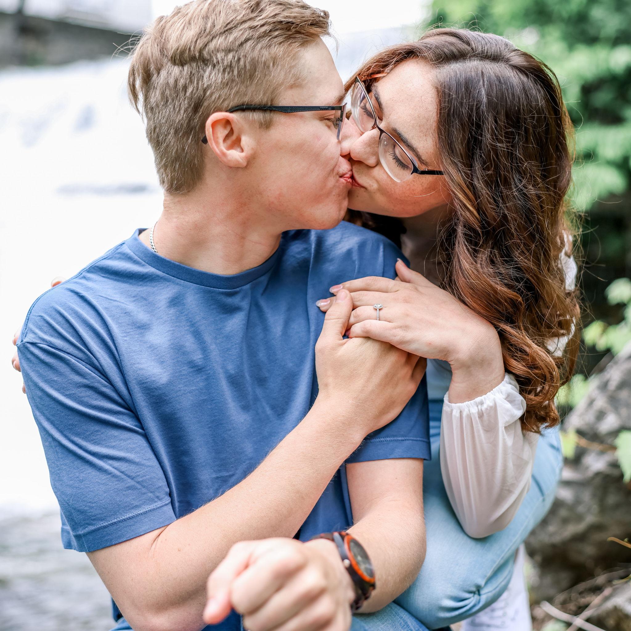 Engagement Pics!