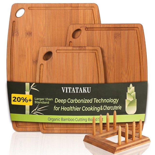 VITATAKU Bamboo Cutting Boards for Kitchen, Wood Cutting Board with Storage Stand, Chopping Boards with Deep Juice Grooves, Set of 3 Butcher Block for Meat, Vegetables & Fruits, Kitchen Gifts