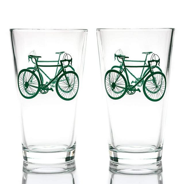 Greenline Goods - Bicycle Beer Glasses (Set of 2) |16 oz Drinkware with Colorful Cyclist Designs | Premium Decorative Glassware | Unique Gifts for Cyclists & Bike Riders [Green]