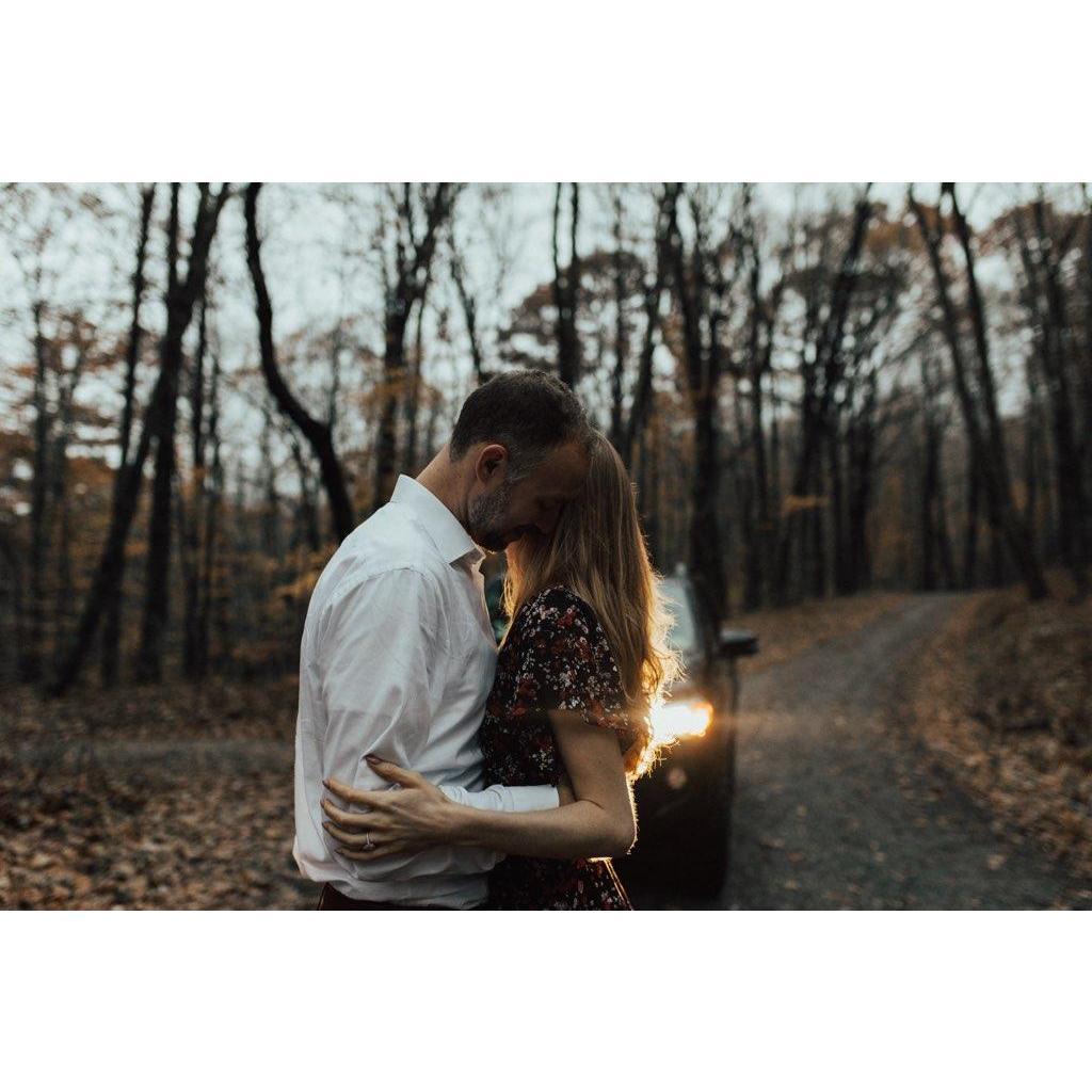 Engagement photos at Cole Mountain (Alexa Ann Photography)