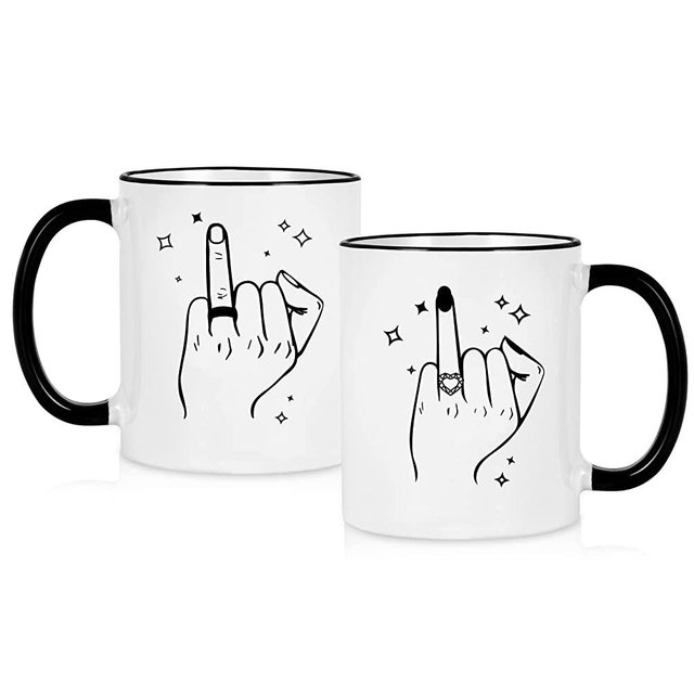 Maustic Wedding Gifts, Engagement Gifts for Couples Bride and Groom, Ring Finger Mug, Bridal Shower Gifts, Newlywed Anniversary Presents for Couples, Just Married Gifts, Mr and Mrs Gifts, Mug Set of 2