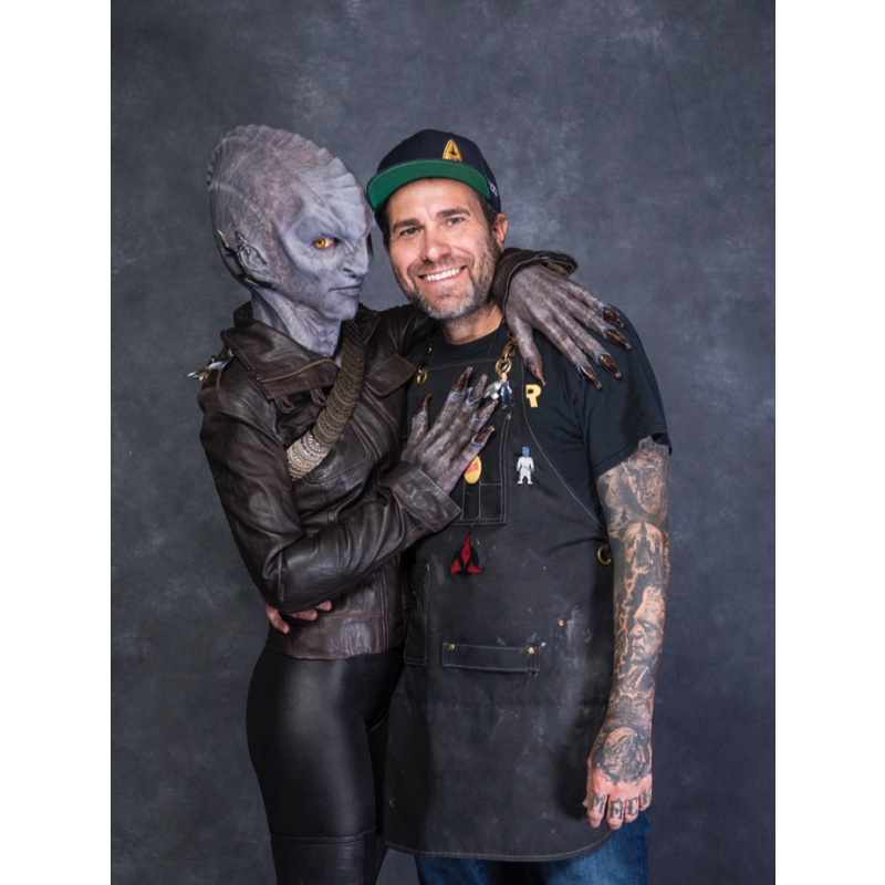James made the mistake of asking Dyane to get into full prosthetics for the first time on stage in front of people... with contacts!