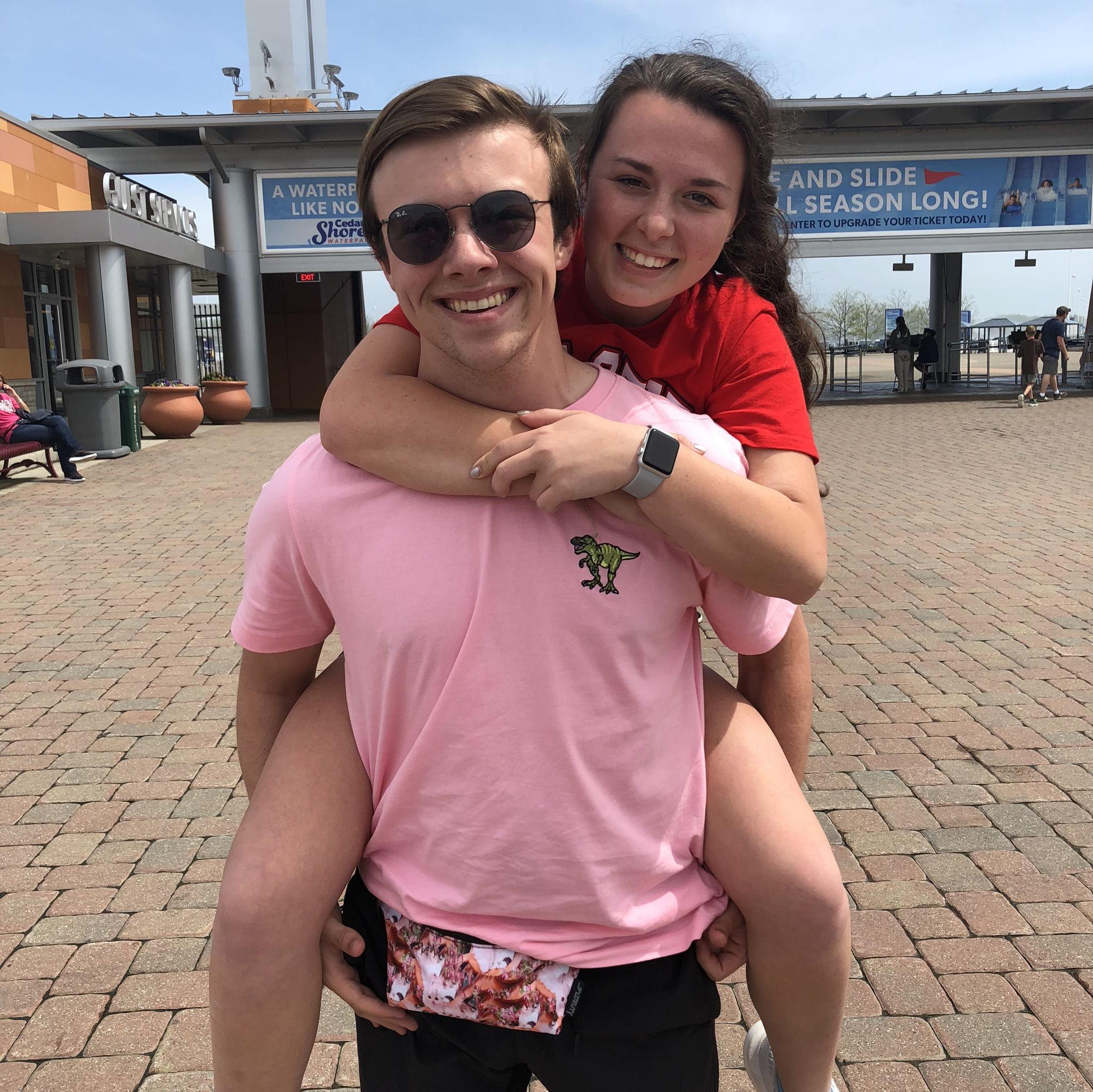 Senior class trip to Cedar Point, May 2018