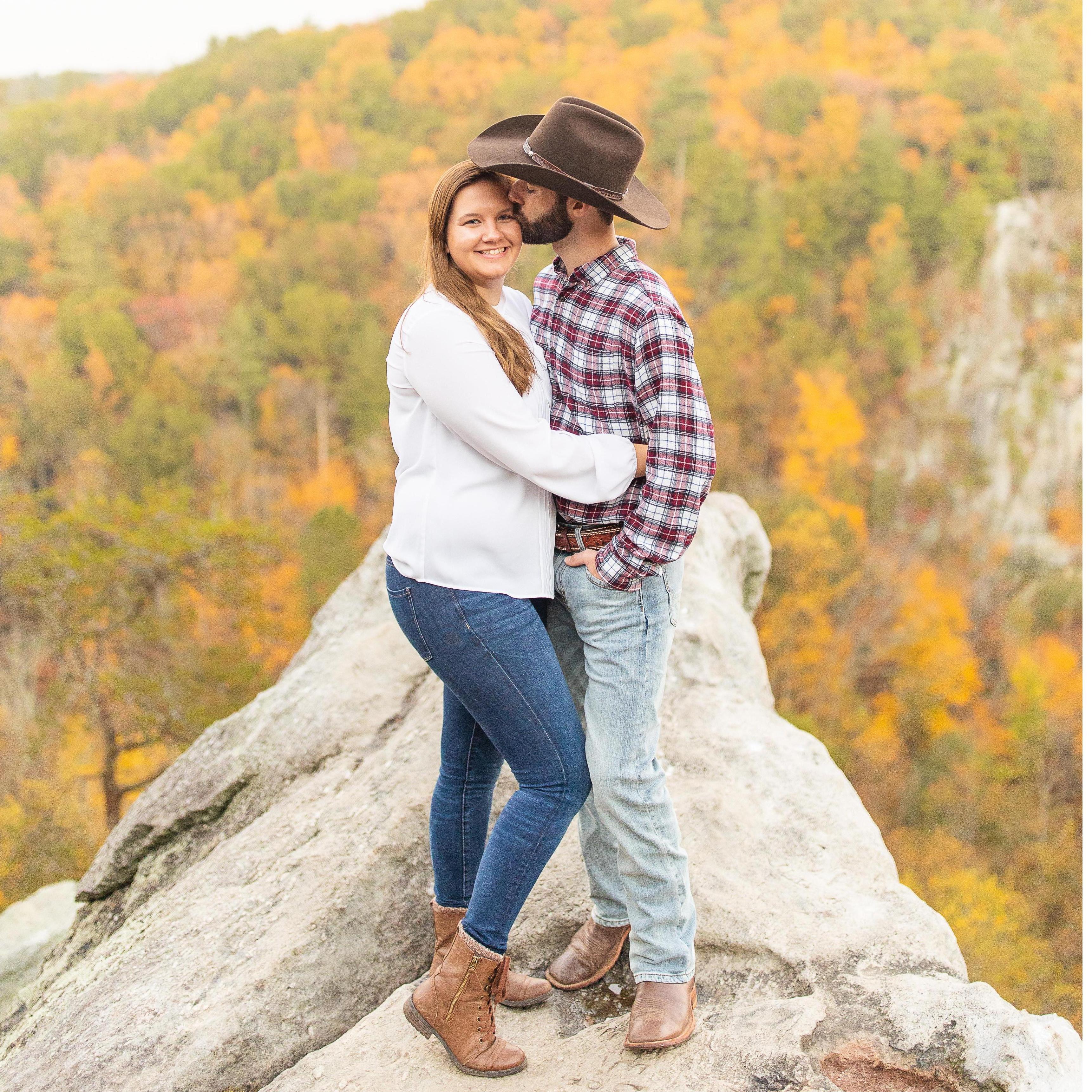 Engagement pictures at the King and Queen's Seat at Rock's State Park, Maryland
Oct 2020