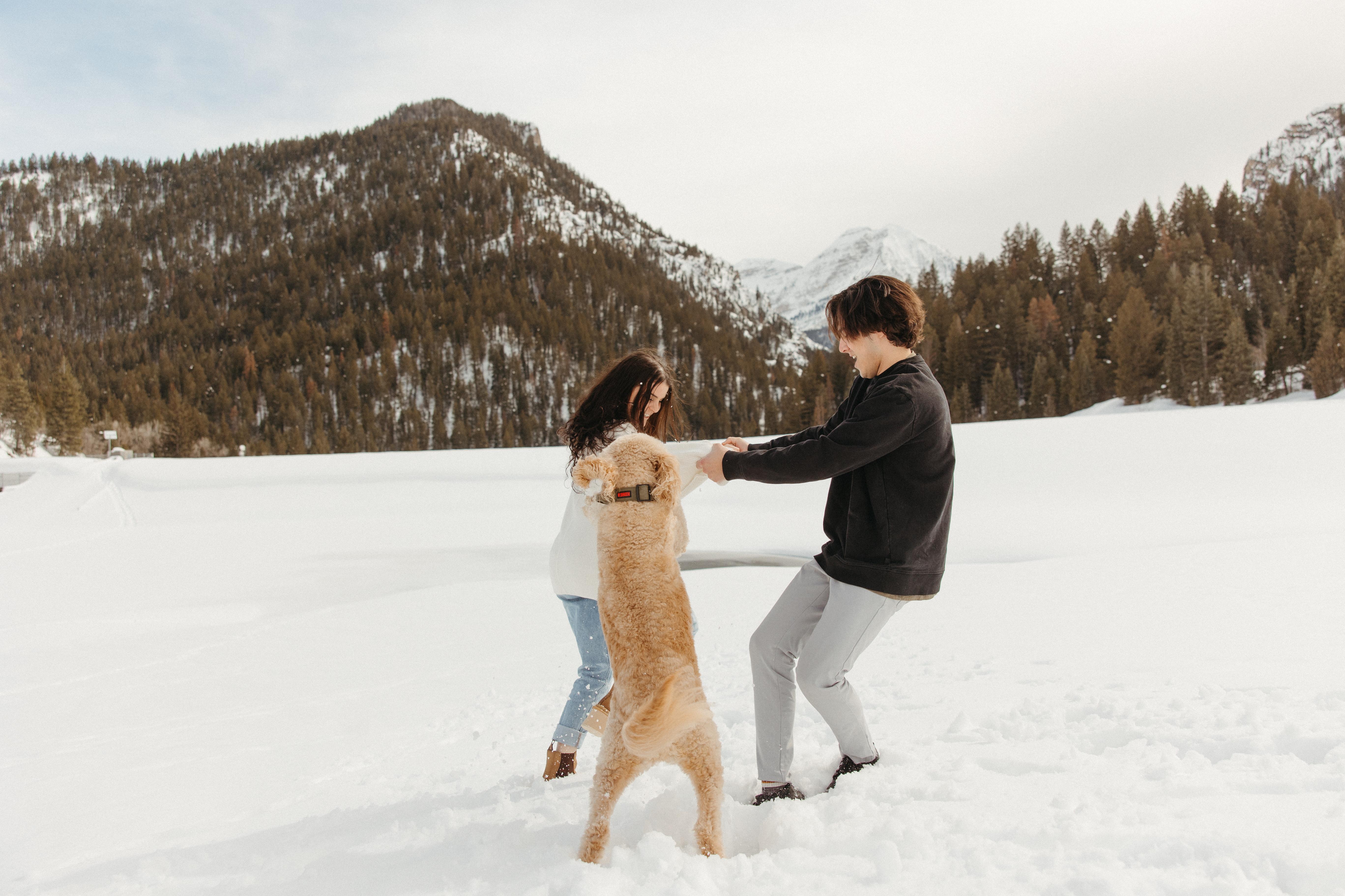 The Wedding Website of Danielle Hancock and Caleb Lambert