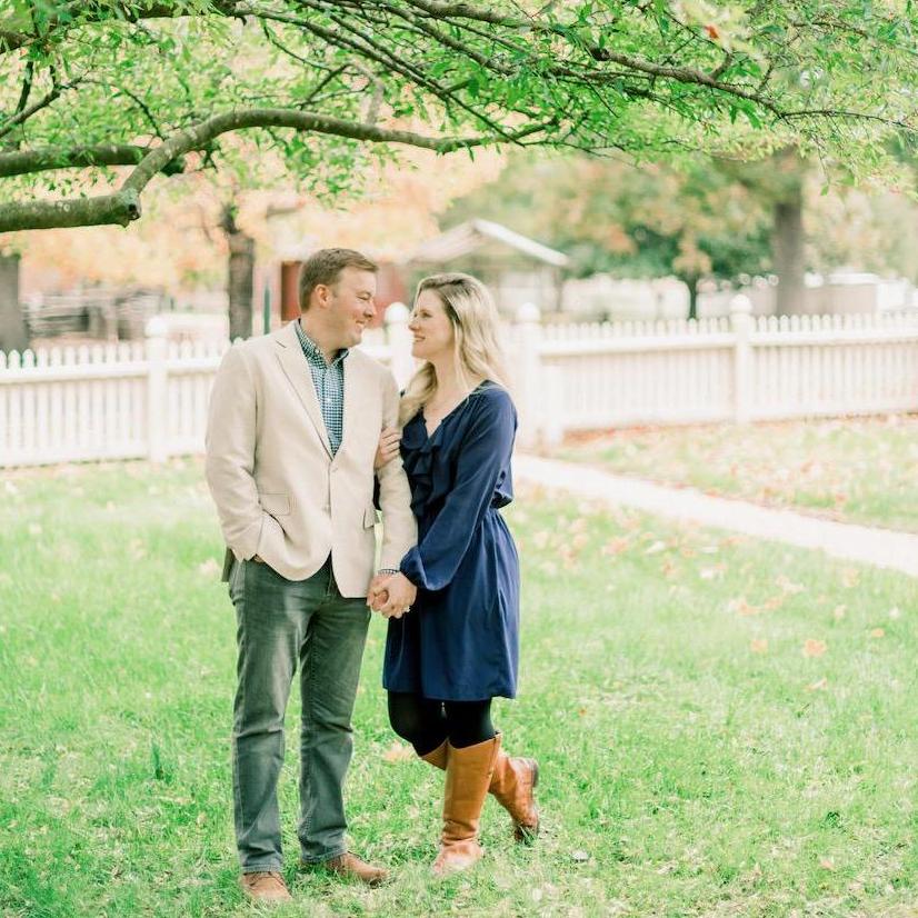 Engagement pictures Williamsburg, VA