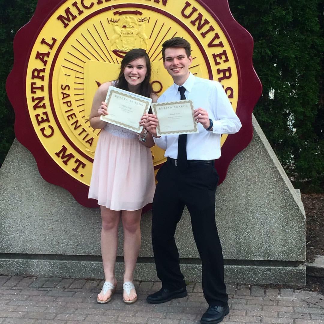 Thorpe Hall's Resident and Resident Assistant of the year - '16