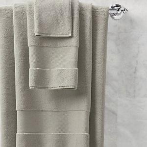 Frontgate Resort Collection Bath Towels: Luxurious Turkish Cotton & Superior Absorbency