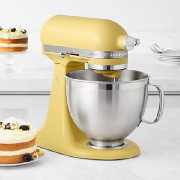 2025 Color of the Year Stand Mixer in Butter