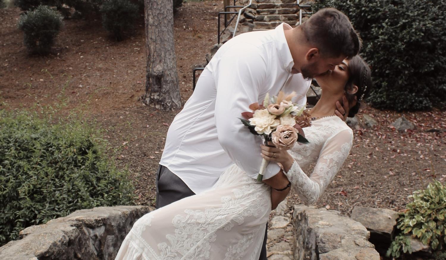 The Wedding Website of Lydia Oehrig and Drayton Bohnstadt