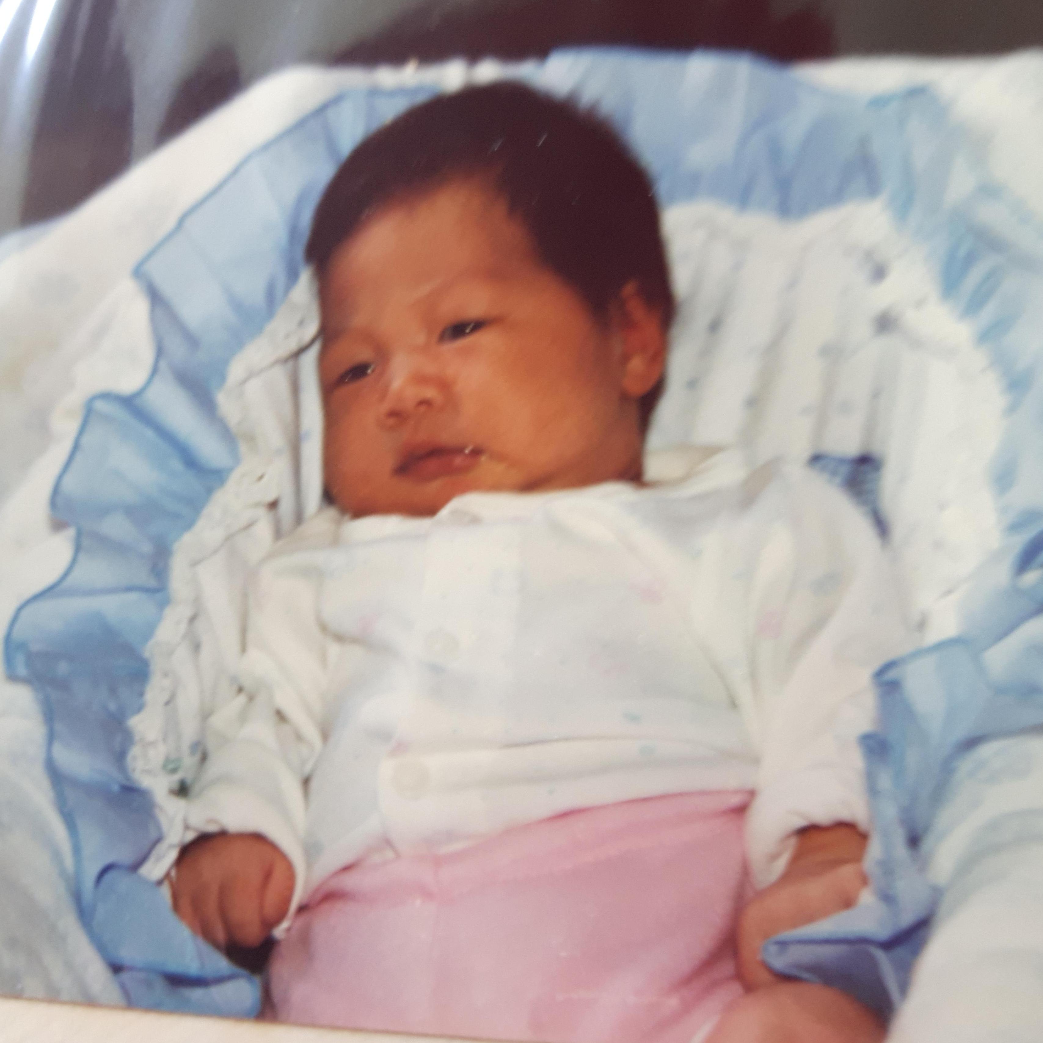 Diana Minji Chun was born on June 21, 1990 in Delaware, USA as a daughter of Woojik Chun and Suk-Kyeong Noh. Yes, she did looked like a strong Korean boy.