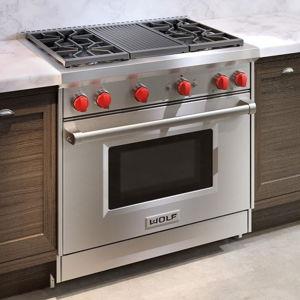 Wolf 36" Gas Range - 4 Burners and Infrared Charbroiler