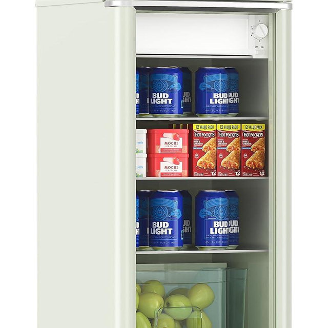 ceamorfco 4.9 Cu.Ft Retro Beverage Cooler Double Glass Door Fridge - Holds 120 Cans,8-liter freezing space 5 Temp Settings Adjustable Shelves, Quiet 42dB - Perfect for Kitchen, Bar, Dorm Cream