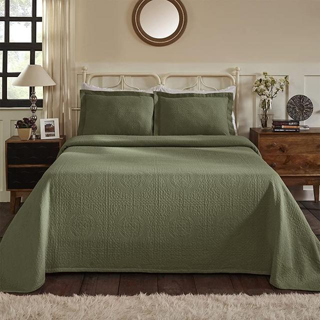 SUPERIOR Fleur De Lis 100% Cotton Bedspread
