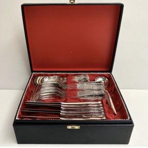 Silverware set