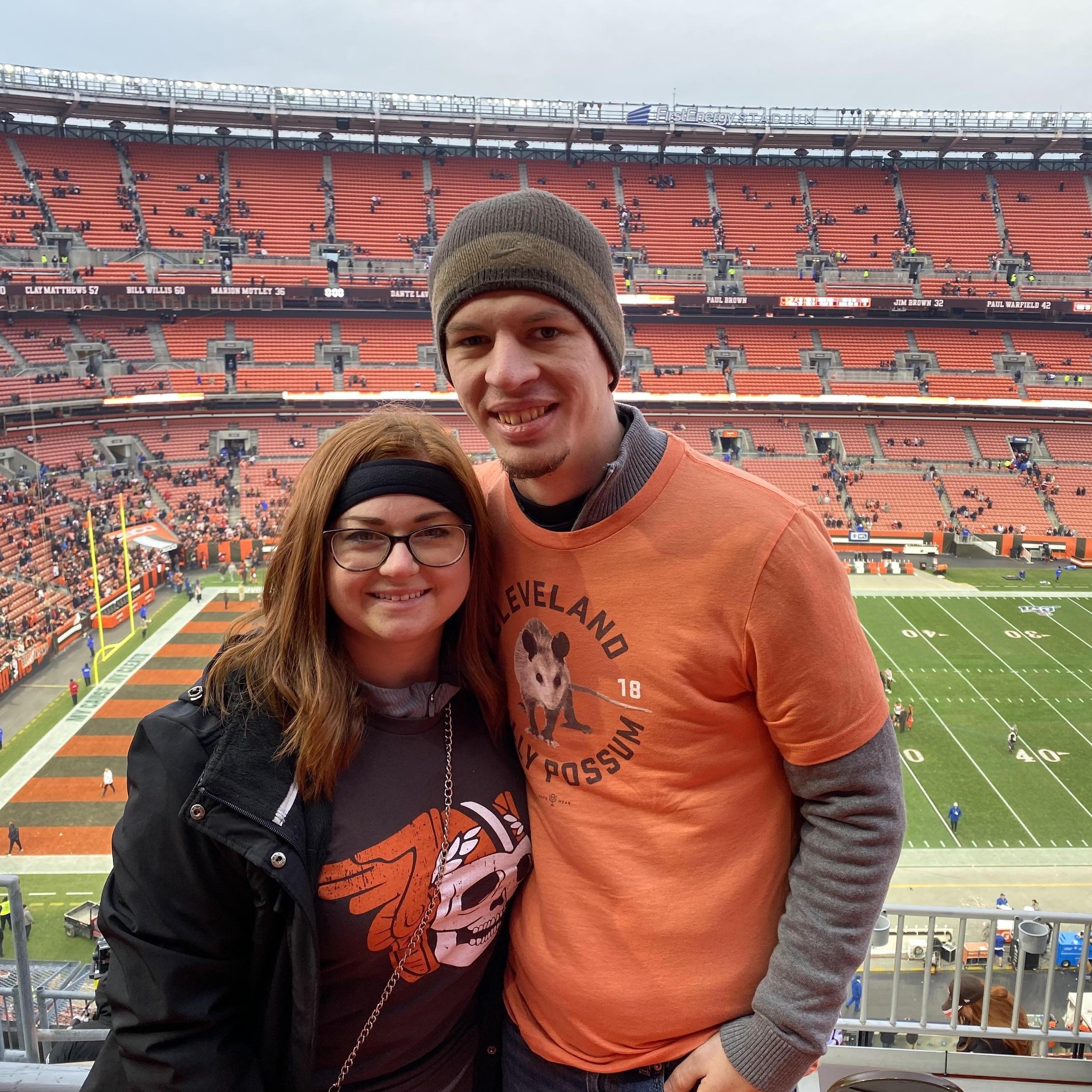Their first sports game together and Alex's first ever live NFL game!