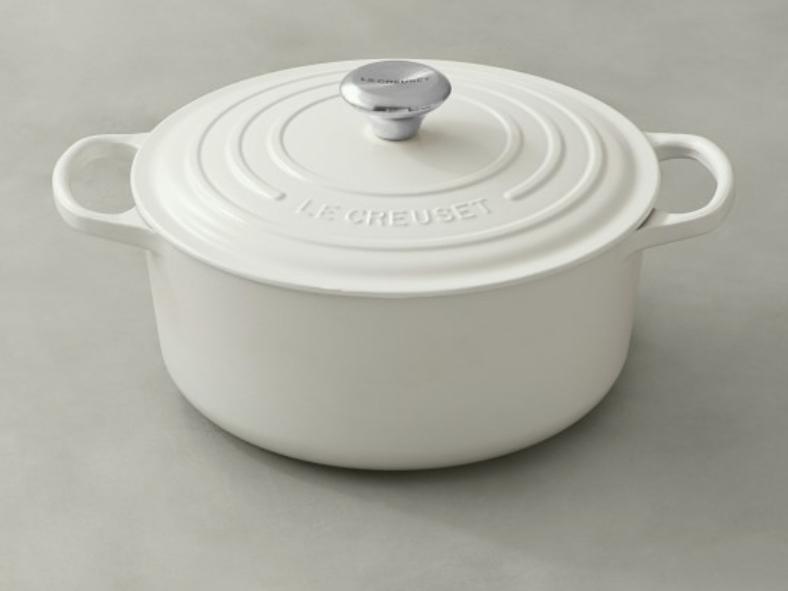 Le Creuset Signature Cast-Iron Round Dutch Oven