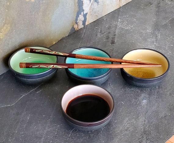 Adorable Japanese style sauce bowls