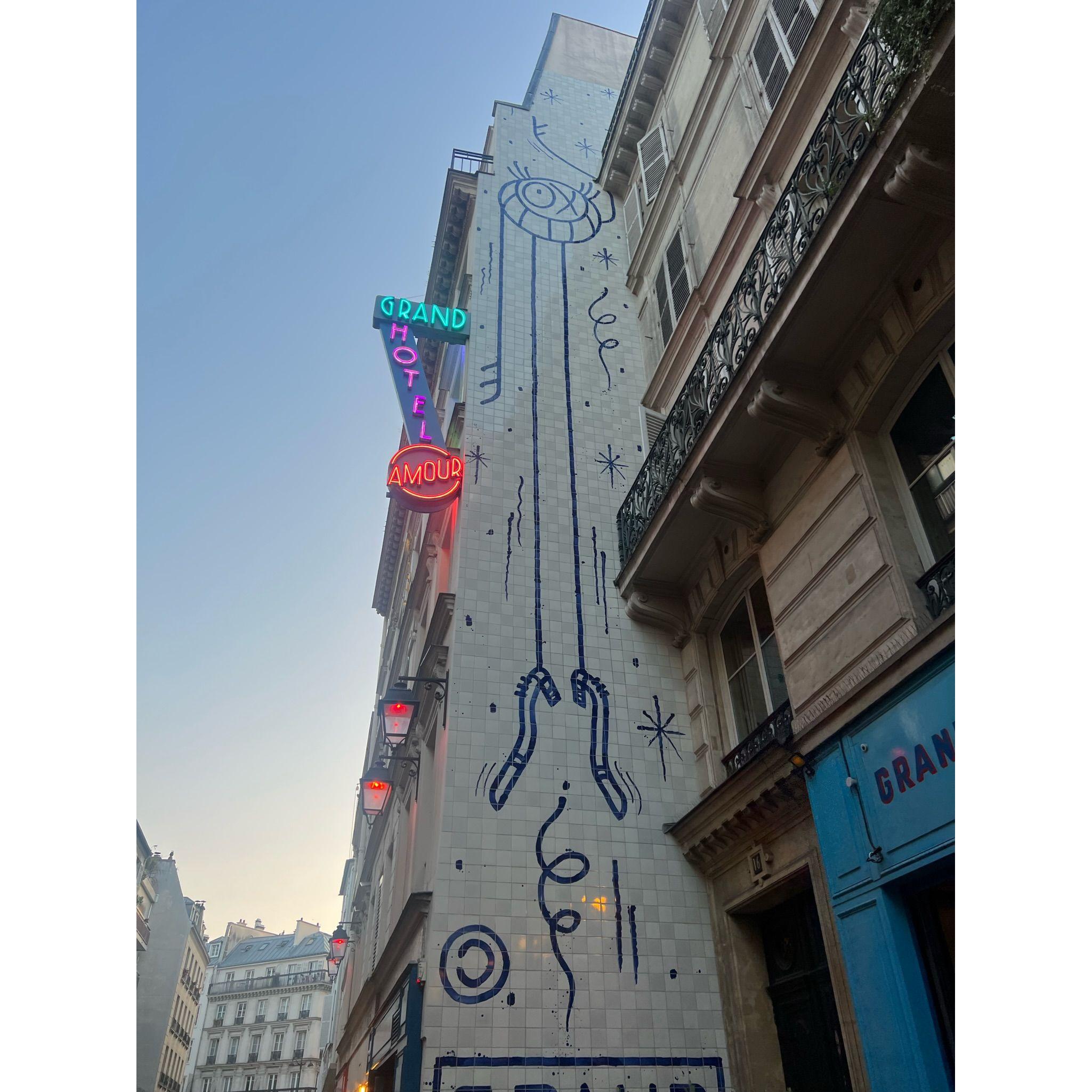 Grand Amour Hotel, Paris