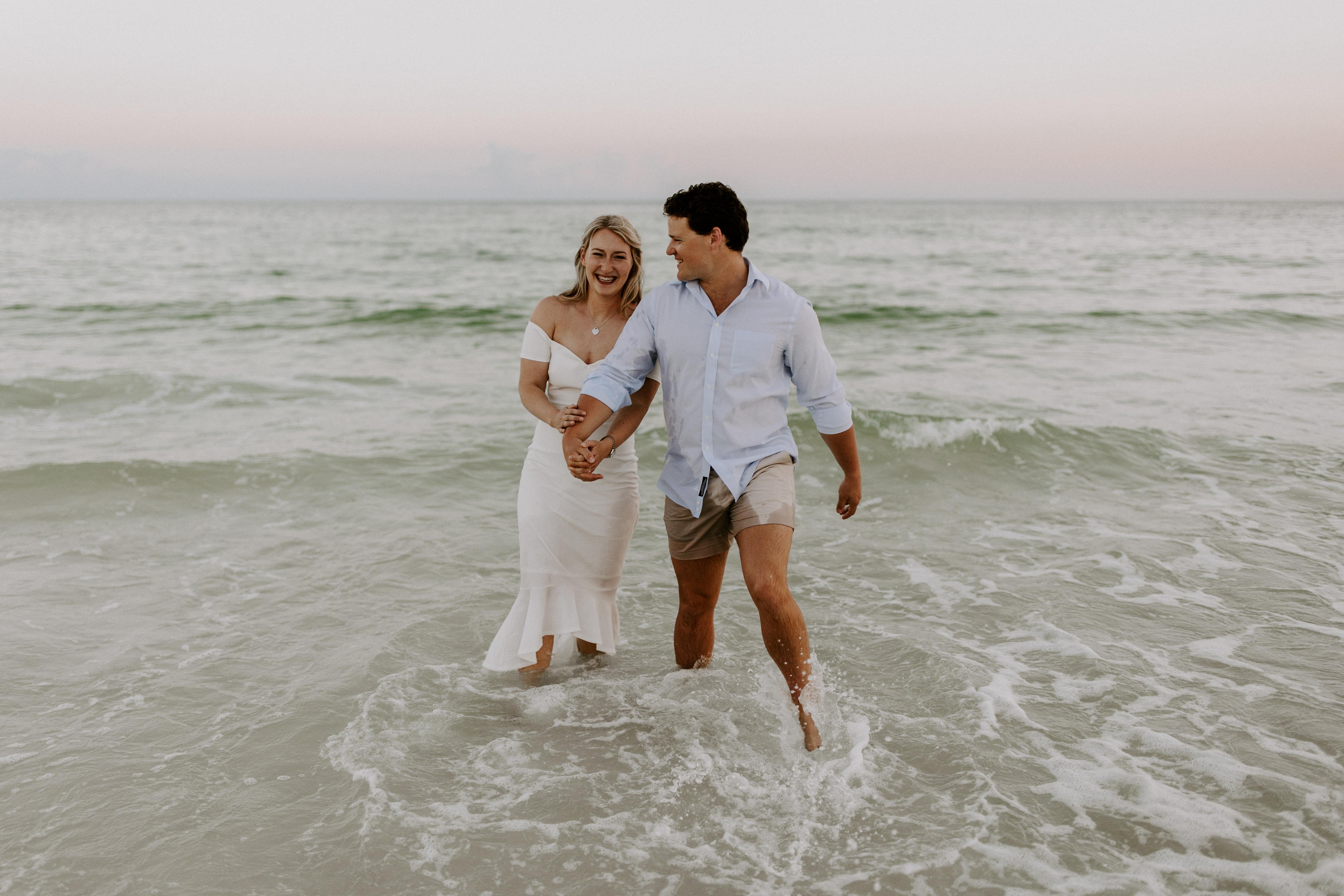 The Wedding Website of Alexis Hyde and Clarke Hyde