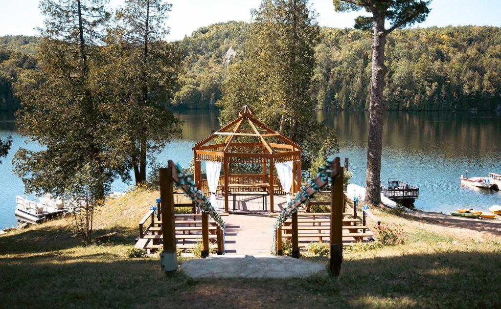 The Wedding Website of Cynthia St-Denis and Maxime Desjardins